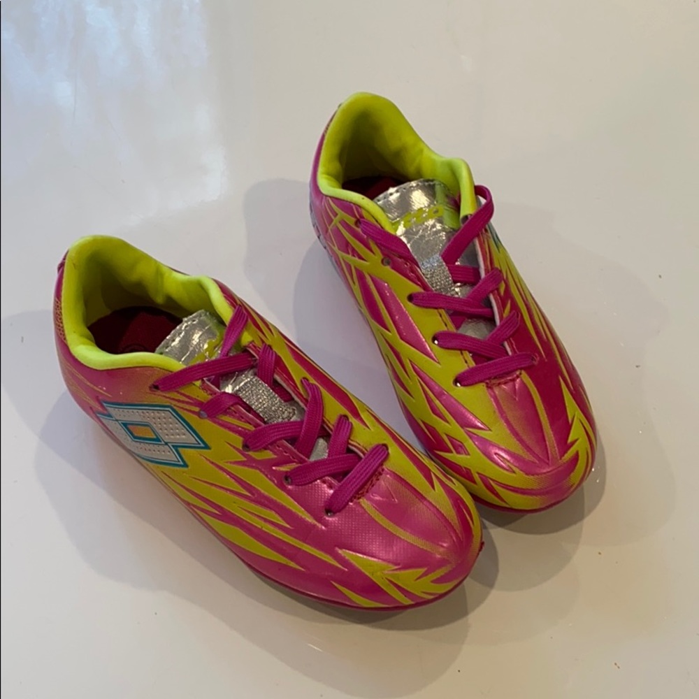 Lotto Soccer Cleats